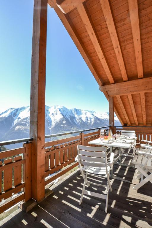 Casa Arturo Penthouse room 4